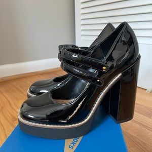 VERY NEW Steve Madden Heeled Mary Janes